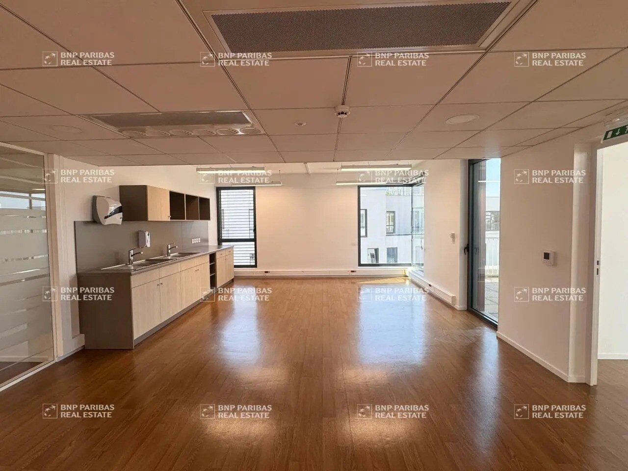 Bureau dans Meylan à louer Photo de l’immeuble– Image 1 sur 8