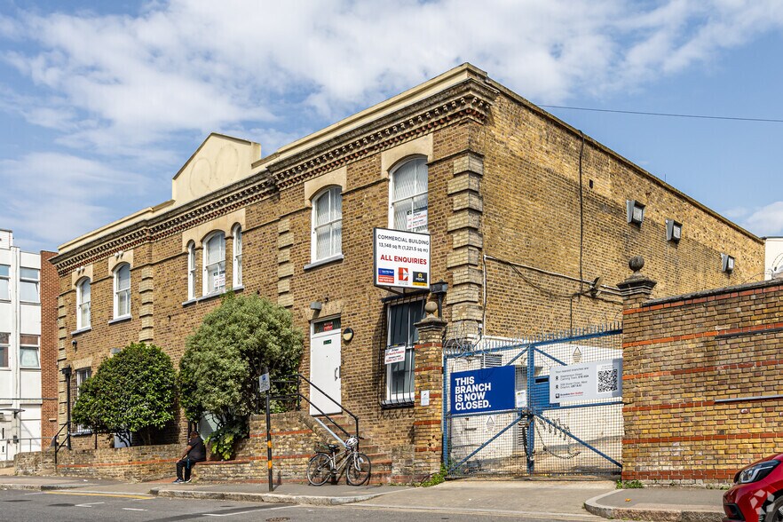 6 Blundell St, Londres à vendre - Photo de l’immeuble – Image 1 sur 42