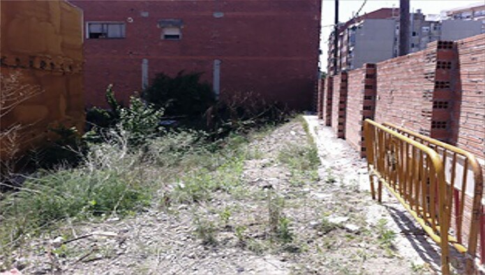 Terrain dans Terrassa, Barcelona à vendre - Photo de la construction – Image 3 sur 7