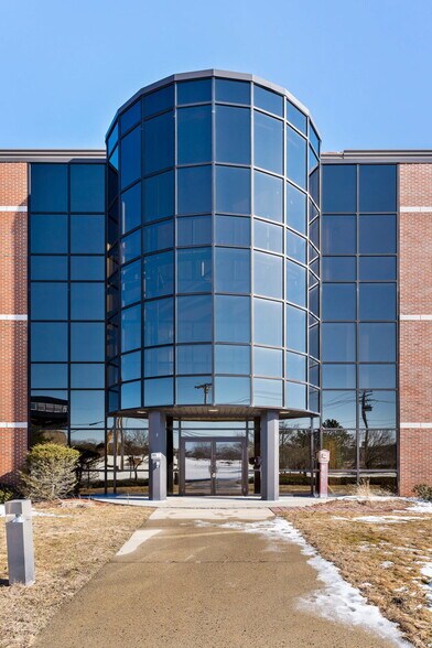 11 Pleasant St, Framingham, MA à louer - Photo de l’immeuble – Image 2 sur 9