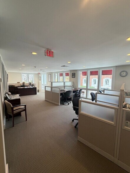 18 Church St, Guilford, CT à louer - Photo de l’immeuble – Image 3 sur 4