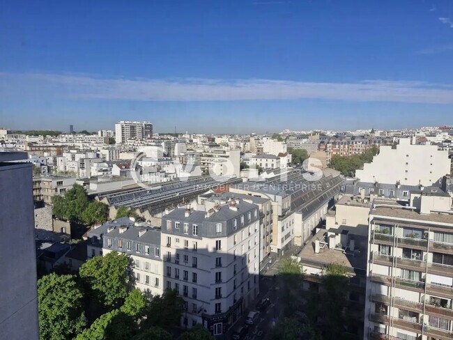 Plus de détails pour Bureau à vendre