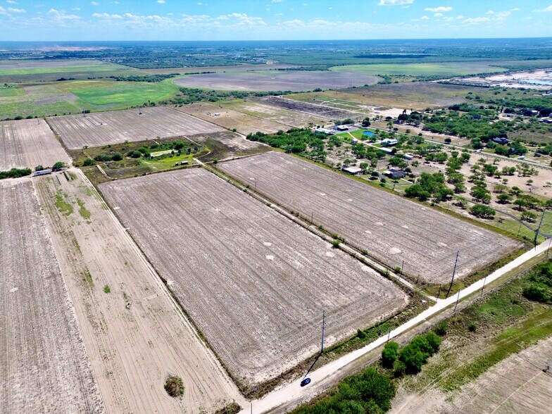 10220 N Big 5 Rd, Edinburg, TX à vendre - Photo principale – Image 3 sur 15