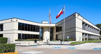 2950 S Gessner Rd, Houston, TX à louer Photo de l’immeuble– Image 2 sur 3