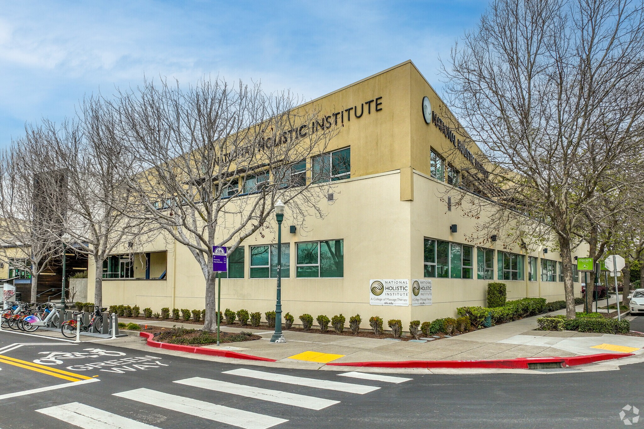 5900 Doyle St, Emeryville, CA à louer Photo principale– Image 1 sur 7