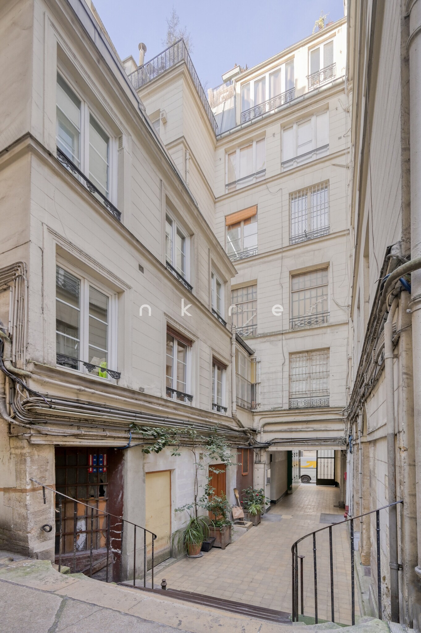 Rue Saint-Sauveur, Paris à louer Photo principale– Image 1 sur 11