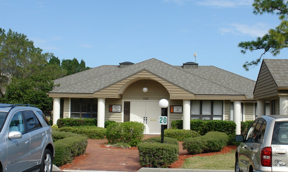 12593-12599 New Brittany Blvd, Fort Myers, FL à vendre - Photo de l’immeuble – Image 2 sur 2