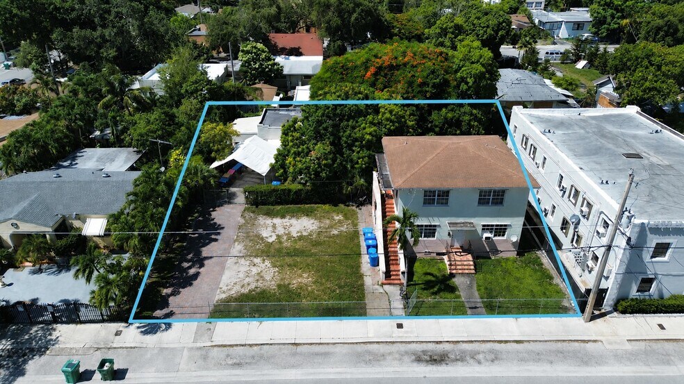 255 NW 32nd St, Miami, FL à vendre - Photo de l’immeuble – Image 1 sur 14