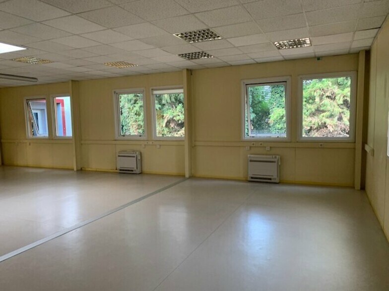 Bureau dans Avignon à vendre - Photo intérieure – Image 2 sur 11