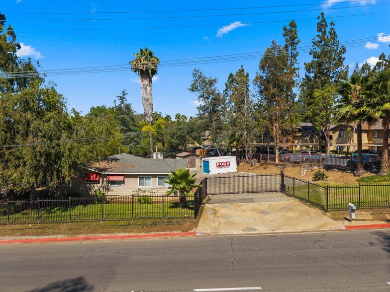 2005 S Escondido Blvd, Escondido, CA à vendre - Photo de l’immeuble – Image 2 sur 15
