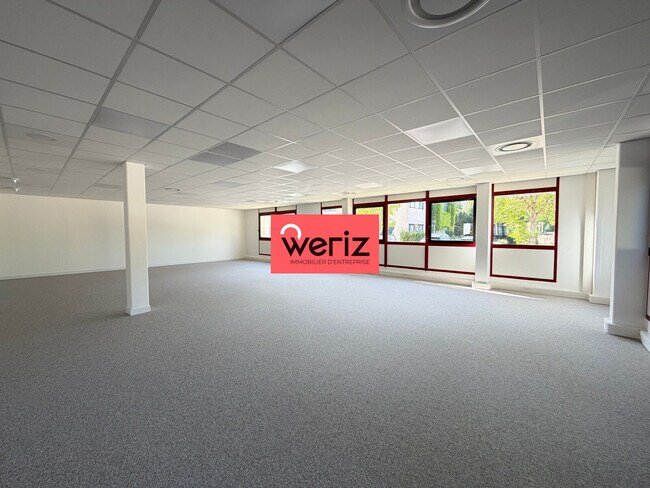 Plus de détails pour Bureau à vendre