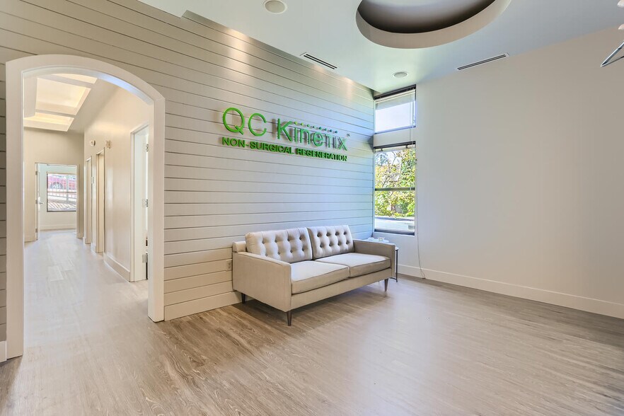 2021-2135 NW Miller Rd, Portland, OR à louer - Photo de l’immeuble – Image 1 sur 9