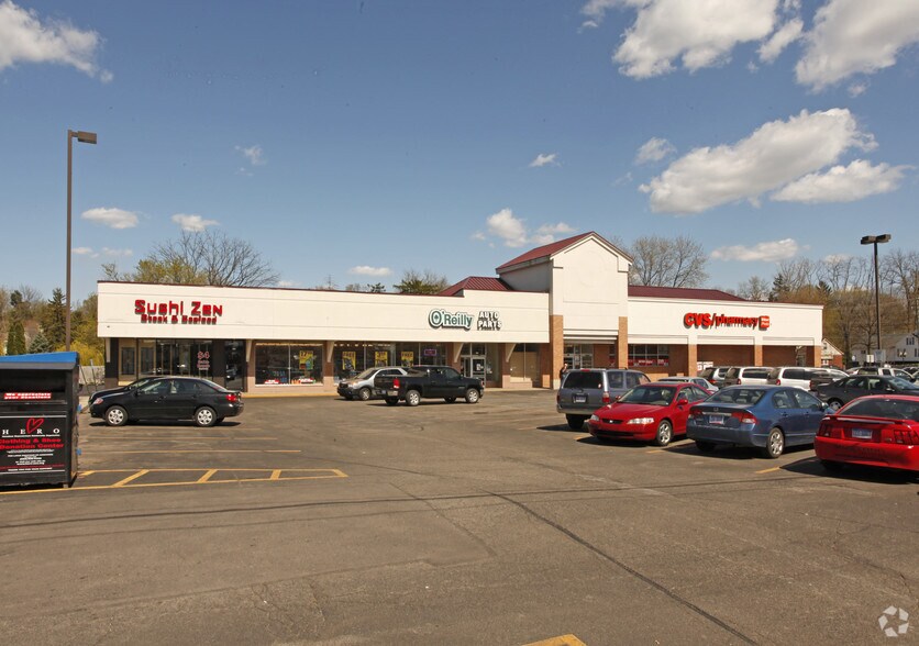 106-114 W Grand River Ave, Brighton, MI à louer - Photo de l’immeuble – Image 2 sur 3