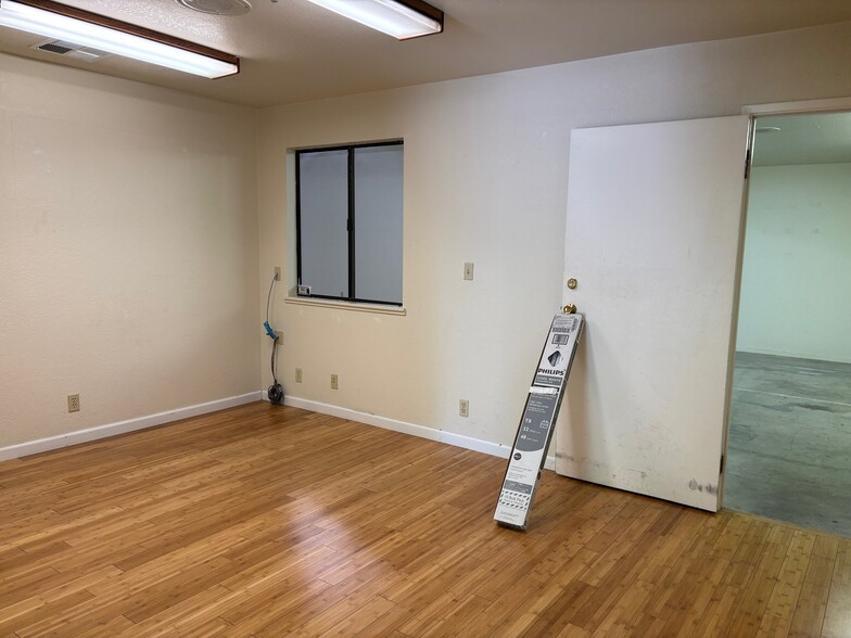 1848-1852 W Imola Ave, Napa, CA à vendre - Photo intérieure – Image 3 sur 11