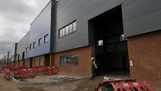 Plus de détails pour Forge Wood, Copthorne - Industriel/Logistique à vendre