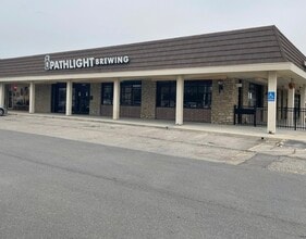 7408-7458 Nieman Rd, Shawnee, KS à louer Photo intérieure– Image 1 sur 2