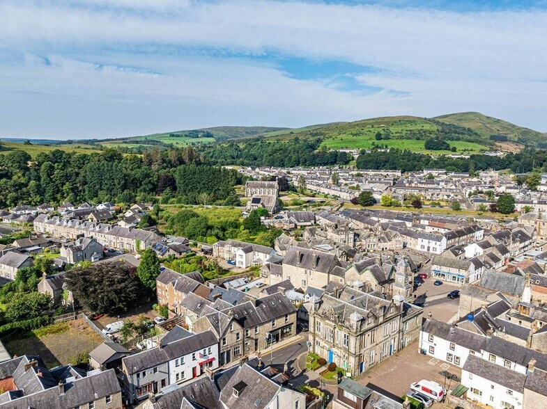 86 High St, Langholm à vendre - Photo de l’immeuble – Image 2 sur 71