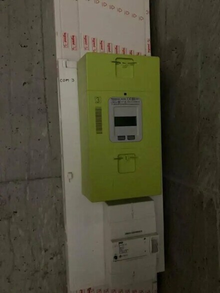 Local commercial dans Noisy-le-Grand à louer - Photo de l’immeuble – Image 2 sur 5