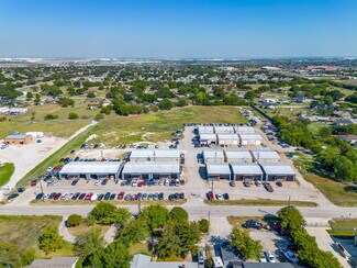 Plus de détails pour 3019 Keller Hicks Rd, Fort Worth, TX - Industriel/Logistique à louer