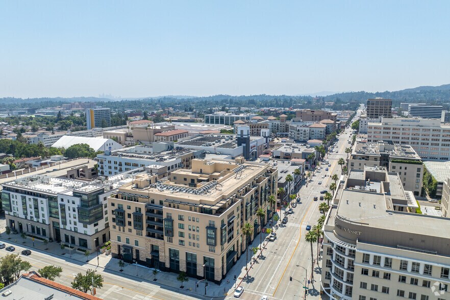 39 S Los Robles Ave, Pasadena, CA à louer - Aérien – Image 2 sur 6