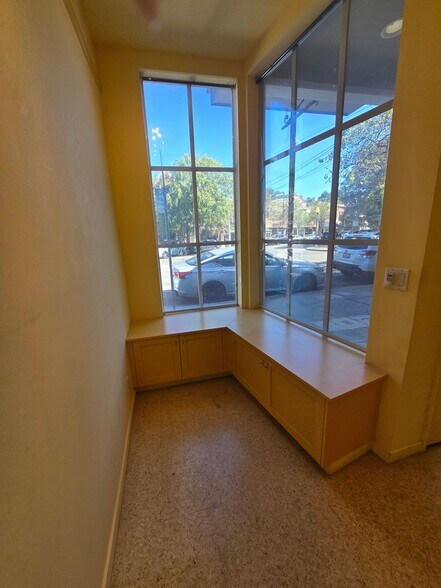 110-114 Washington Ave, Richmond, CA à louer - Photo de l’immeuble – Image 3 sur 8