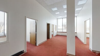 7601 S Kostner Ave, Chicago, IL à louer Numérisation 3D Matterport– Image 1 sur 1