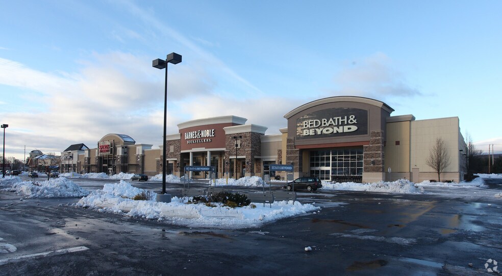 1153-1187 Ulster Ave, Kingston, NY à louer - Photo de l’immeuble – Image 3 sur 24