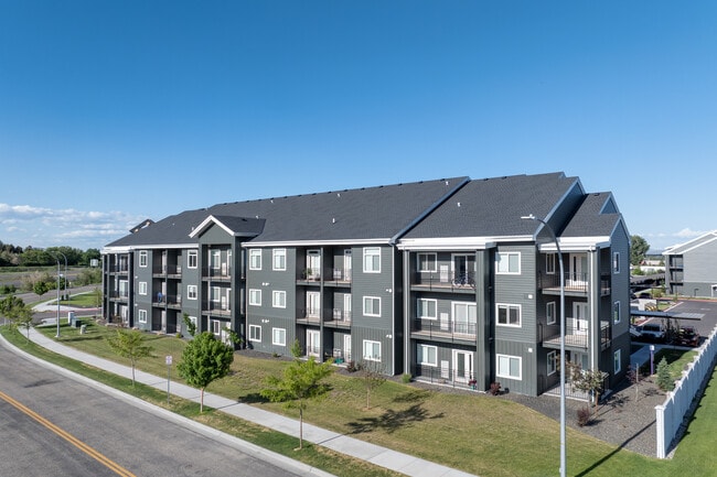 Plus de détails pour 3040 S South Fork Blvd, Idaho Falls, ID - Logement à vendre