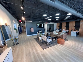 2505 W 11th St, Houston, TX à louer Photo intérieure– Image 1 sur 5