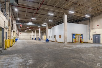 1610 Bathgate Ave, Bronx, NY à louer Photo intérieure– Image 1 sur 4