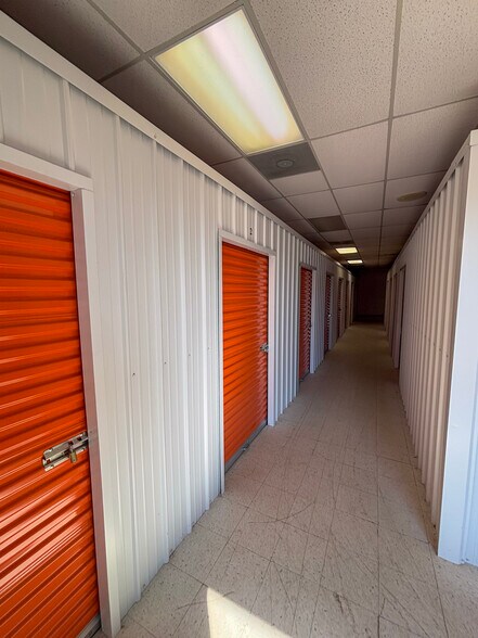 111 Bowie St, De Kalb, TX à vendre - Photo de l’immeuble – Image 3 sur 20