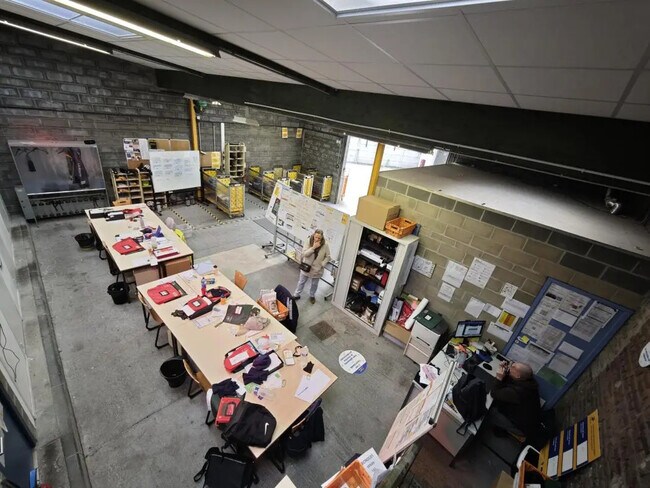 Plus de détails pour Industriel/Logistique à vendre