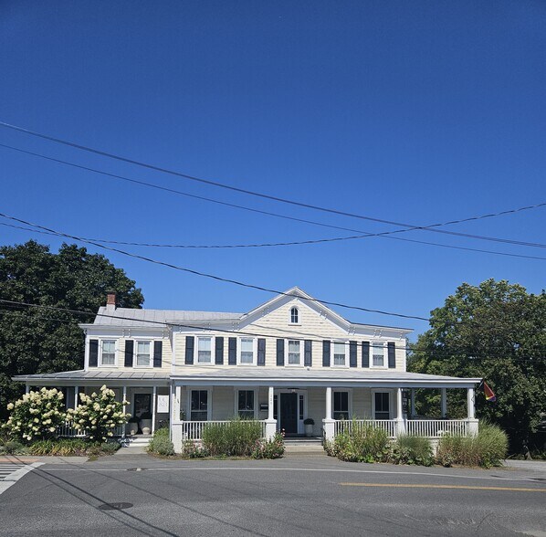 220 Main St, Germantown, NY à louer - Photo principale – Image 1 sur 7