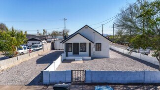Plus de détails pour 2201 E Portland St, Phoenix, AZ - Logement à vendre