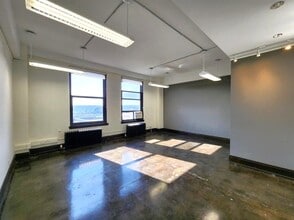 275 4th St E, Saint Paul, MN à louer Photo intérieure– Image 2 sur 5