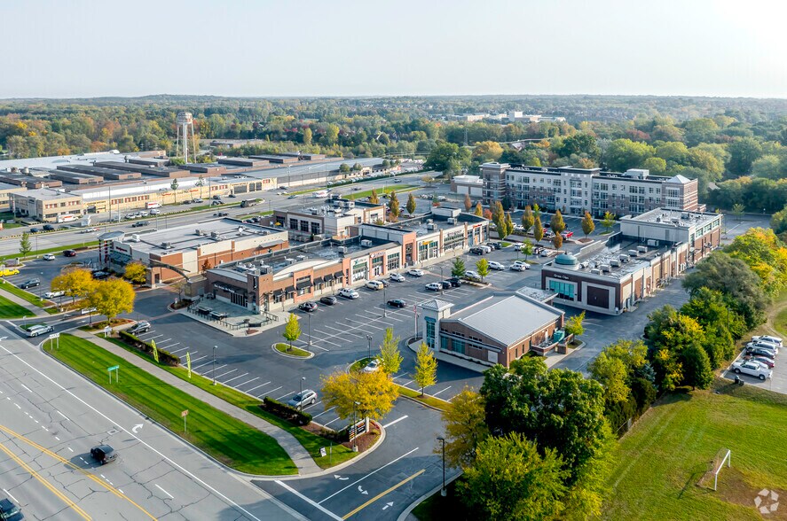 1412-1490 N Rochester Rd, Rochester, MI à louer - Photo de l’immeuble – Image 1 sur 11