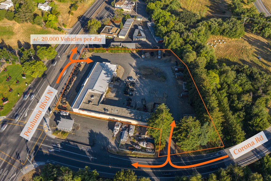 3480 Petaluma Blvd N, Petaluma, CA à vendre - Photo de l’immeuble – Image 2 sur 31