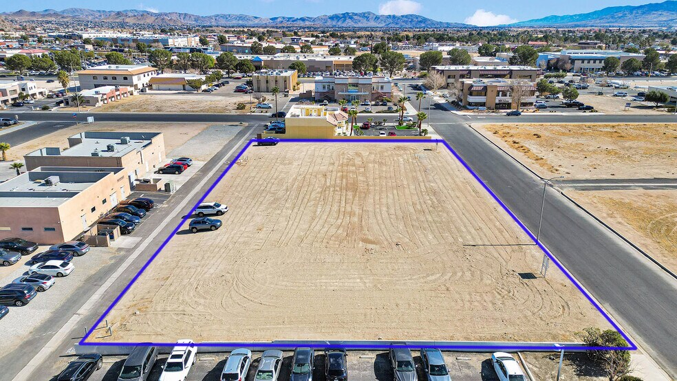 W Sage St & Park Ave, Victorville, CA à vendre - Photo de l’immeuble – Image 2 sur 7