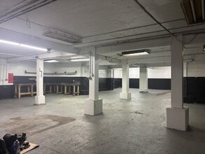 164-170 Ferris Ave, White Plains, NY à louer Photo intérieure– Image 1 sur 4