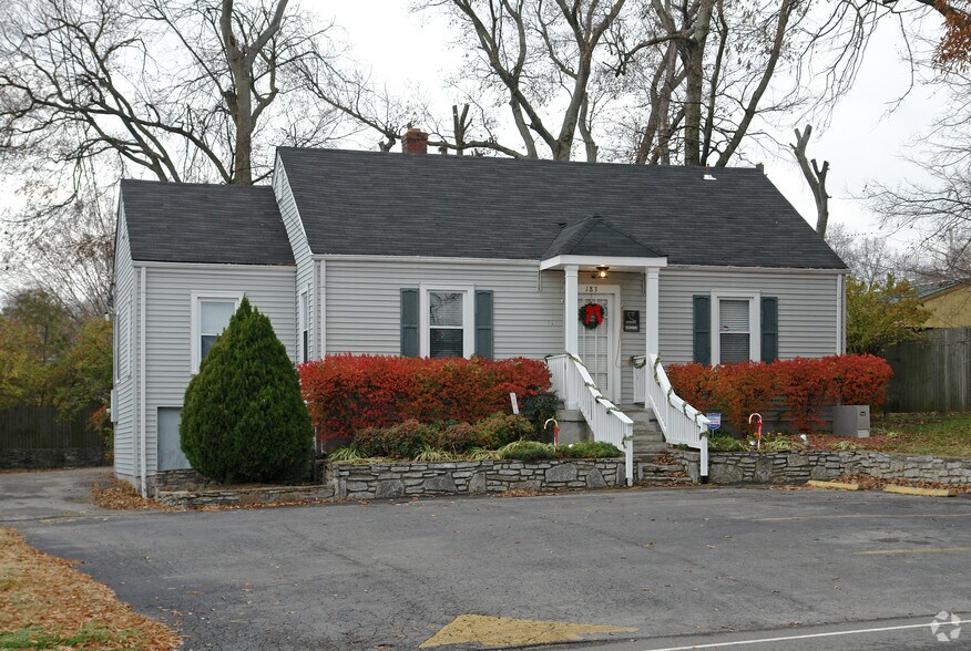 183 Thompson Ln, Nashville, TN à louer - Photo de l’immeuble – Image 3 sur 15