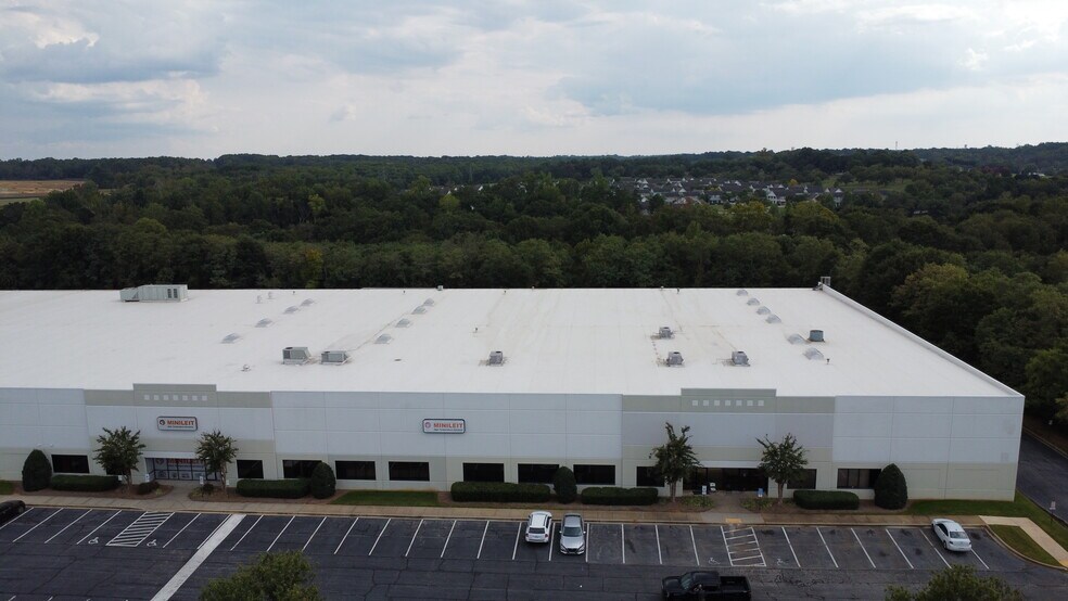 1 Brozzini Ct, Greenville, SC à louer - Photo de l’immeuble – Image 2 sur 4