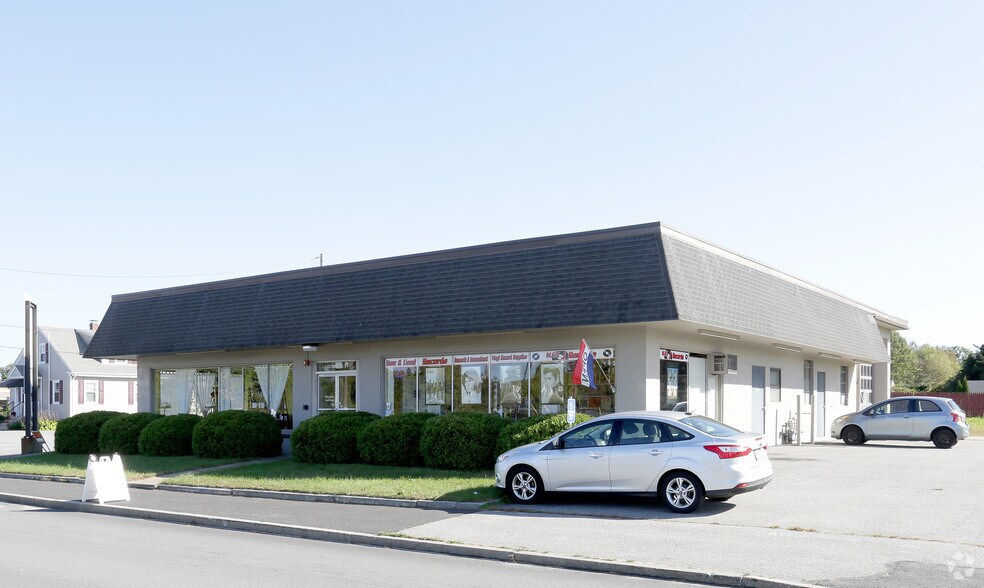 145 Bridge St, Fairhaven, MA à vendre - Photo de l’immeuble – Image 1 sur 4