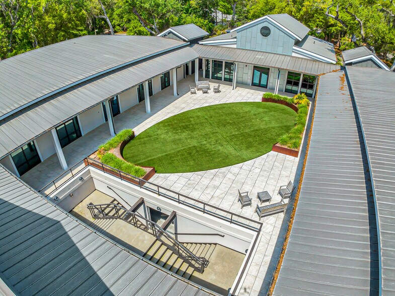 10 Park Ln, Hilton Head Island, SC à vendre - Photo de l’immeuble – Image 3 sur 58