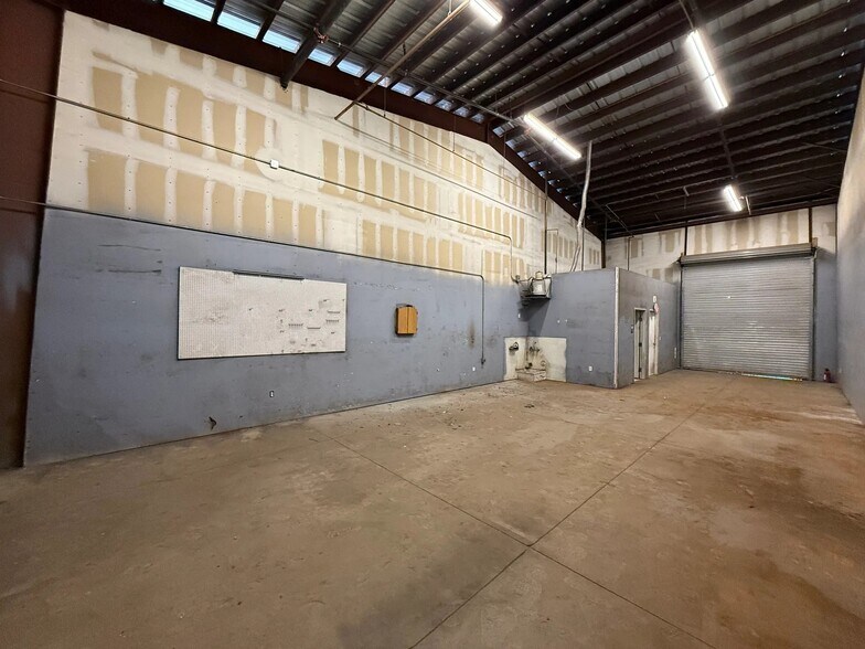 2643 N 36 Ave, Phoenix, AZ à louer - Photo intérieure – Image 2 sur 13
