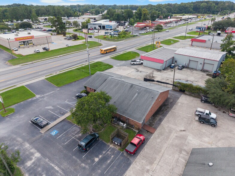 421 US Highway 80 W, Garden City, GA à louer - Photo de l’immeuble – Image 3 sur 37