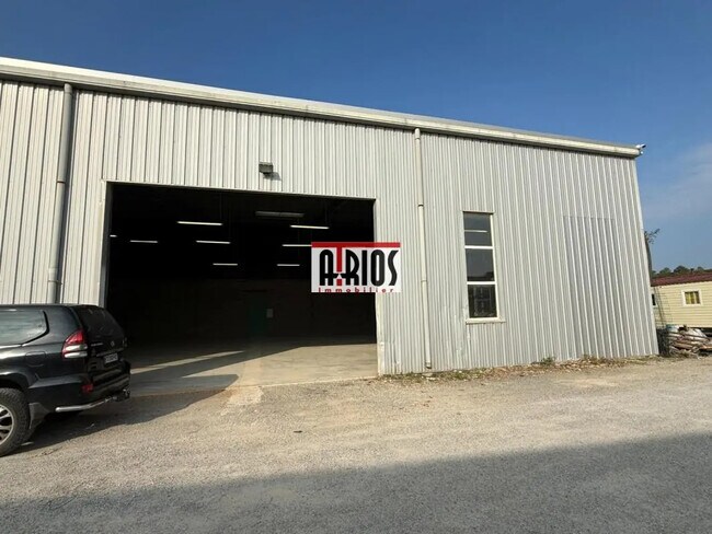 Plus de détails pour Industriel/Logistique à louer