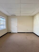 3100-3120 Peters Creek Rd, Roanoke, VA à louer Photo intérieure– Image 2 sur 7