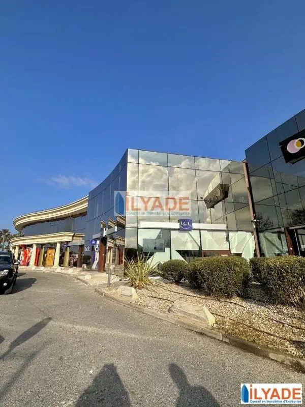 Plus de détails pour 5 Avenue De Hambourg, Marseille - Bureau à louer