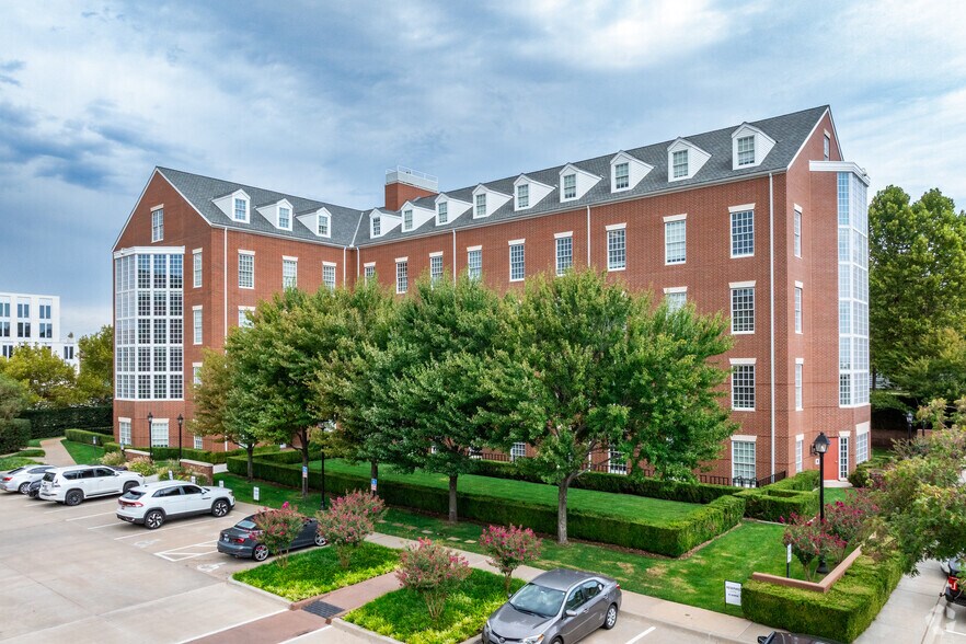 6301 N Classen Blvd, Oklahoma City, OK à vendre - Photo principale – Image 1 sur 12