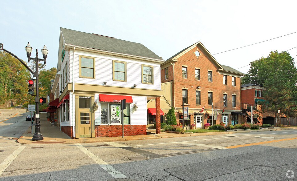 100 N Main St, Chagrin Falls, OH à louer - Photo de l’immeuble – Image 2 sur 4